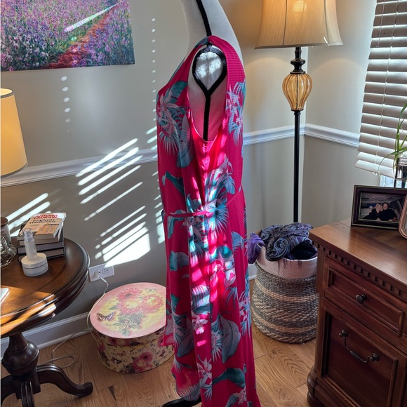 Women’s ~Tommy Bahama ~Hot Pink Tropical Maxi Dress with Teal Accents! 💕 - Picture 5 of 14
